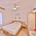 Luna Hotel