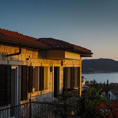 Luna * Kaş